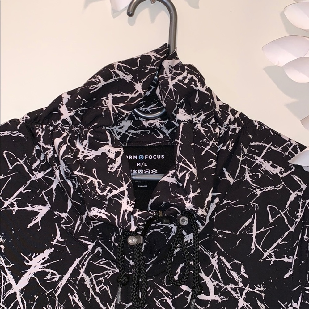 Cute lightweight athletic jacket - Picture 2 of 4